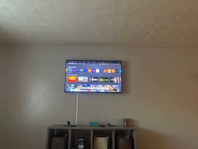 Flat TV Mounting