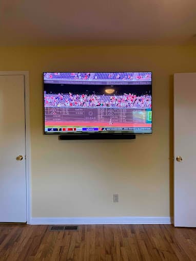TV Mounting with Soundbar